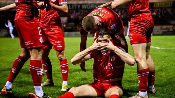 Shelbourne see off Drogheda to edge closer to Premier Division title