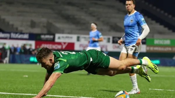 Rampant Connacht run in five tries to slay the Dragons