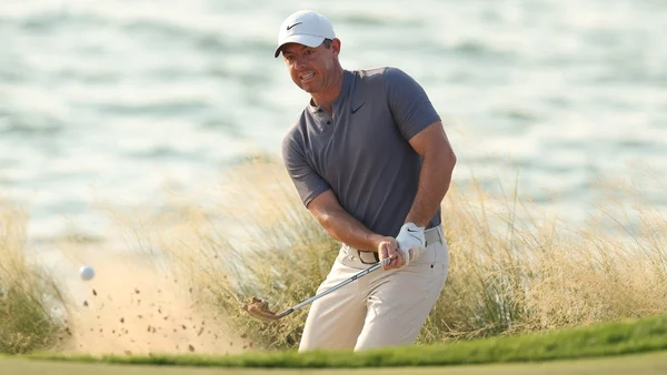 Triple bogey leaves Rory McIlroy outside Abu Dhabi top ten as leader Paul Waring sets new course record