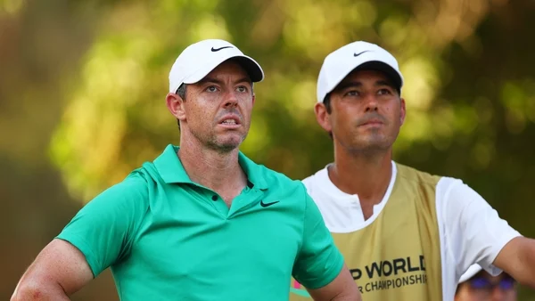 Rory McIlroy ties the lead after making a strong start at DP World Tour Championship