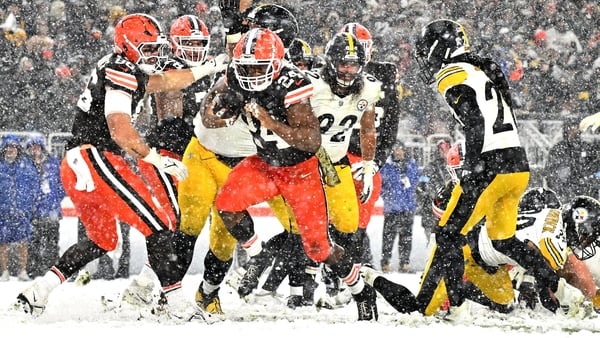 Nick Chubb's two rushing touchdowns seal Browns win over Steelers