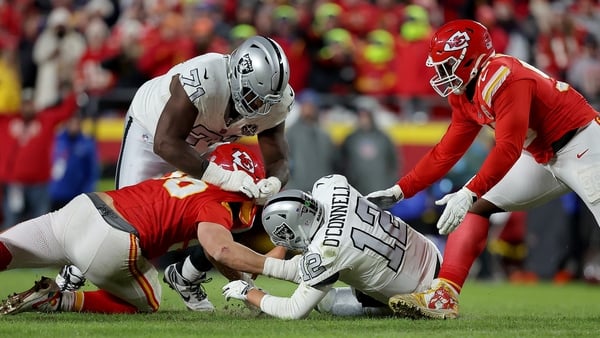 NFL: Lucky Chiefs cling on against Raiders of the lost snap