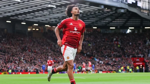 Hard times create strong people – Joshua Zirkzee ready to kick on at Man Utd