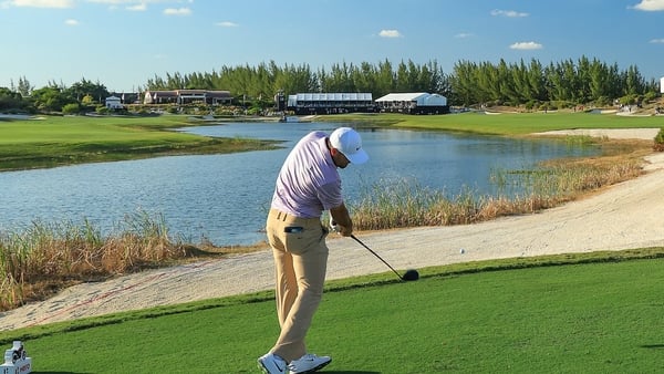 Bogey-free Scheffler assumes halfway lead at Hero World Challenge