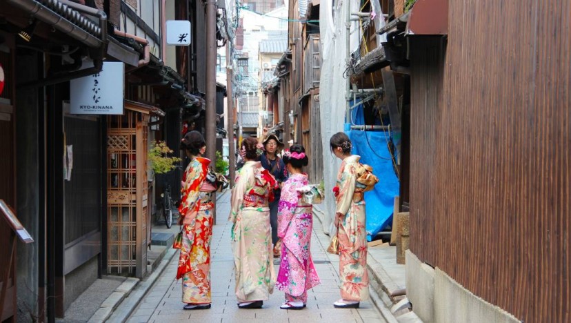 Your ultimate guide to solo travel in Japan: Tips, destinations and itinerary