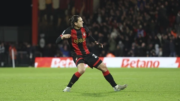 Hammers denied by stunning injury-time Enes Unal free-kick