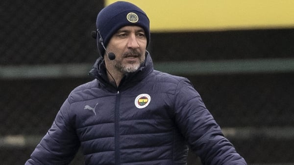 Vitor Pereira to take reins at relegation-threatened Wolves