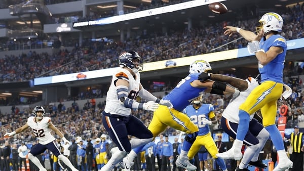 Rare fair-catch kick helps Chargers tame Broncos